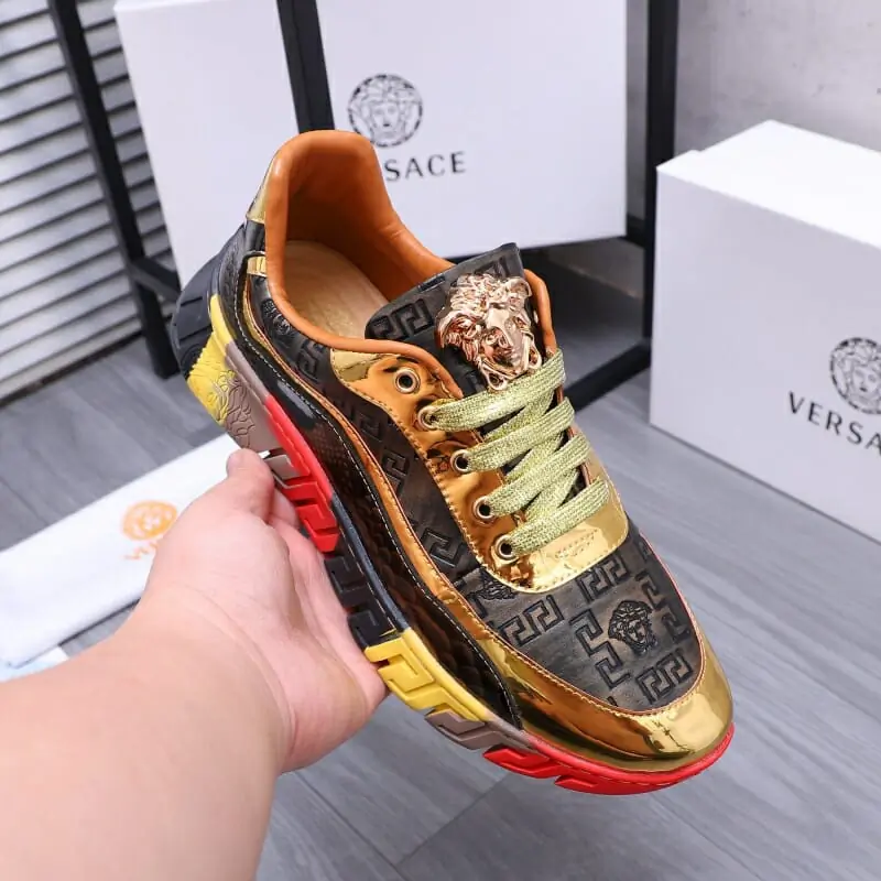 versace decontractees chaussures pour homme s_12213114